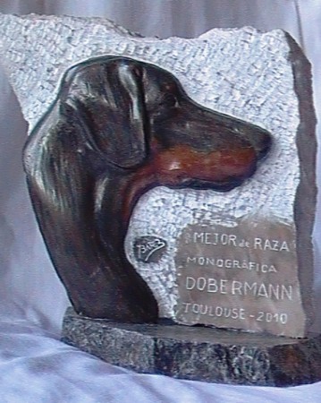 BAJO RELIEVE  TALLADO A MANO EN MÁRMOL ALABASTRINO